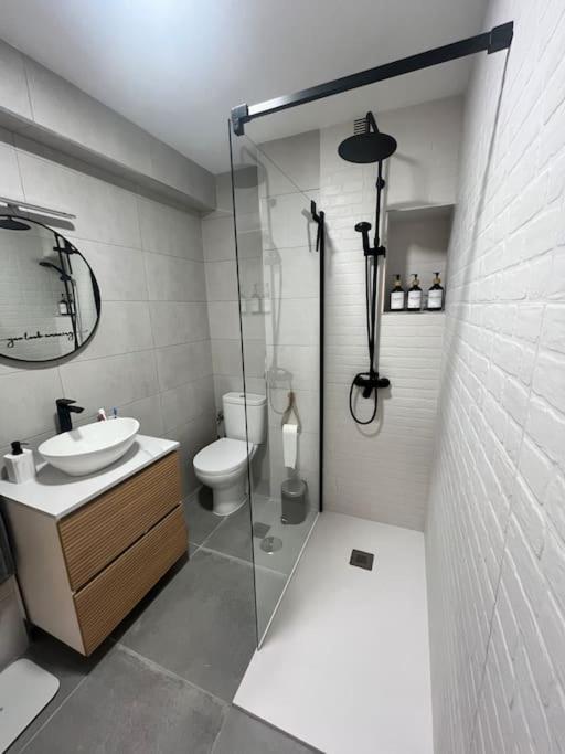 Piso Recien Reformado En El Centro De Santander, Zona Estaciones Apartman Kültér fotó