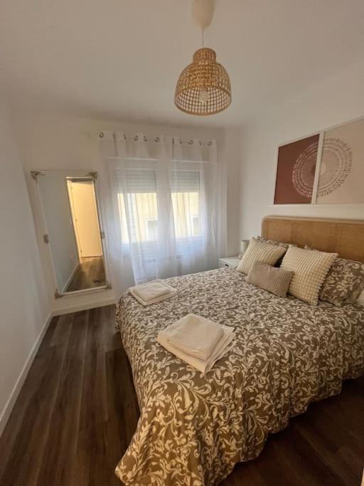 Piso Recien Reformado En El Centro De Santander, Zona Estaciones Apartman Kültér fotó
